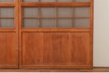 アンティーク建具　赤みがかった木色と整然と並ぶ格子が美しい裏障子付き格子戸3枚セット(引き戸、障子戸)(R-074209)