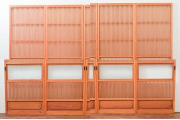 アンティーク建具　腰板欅(ケヤキ)材　上品な和空間を演出してくれる幅狭格子戸4枚セット(引き戸、ガラス帯戸)(R-074211)