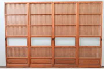 アンティーク建具　腰板欅(ケヤキ)材　上品な和空間を演出してくれる幅狭格子戸4枚セット(引き戸、ガラス帯戸)(R-074211)