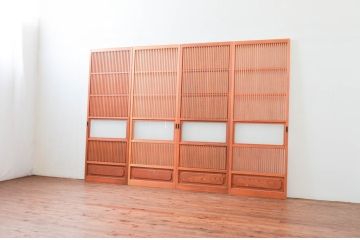 アンティーク建具　腰板欅(ケヤキ)材　上品な和空間を演出してくれる裏障子付き幅狭格子戸4枚セット(引き戸、ガラス帯戸、障子戸)(R-074212)