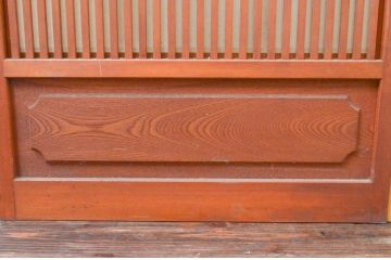 アンティーク建具　腰板欅(ケヤキ)材　上品な和空間を演出してくれる裏障子付き幅狭格子戸4枚セット(引き戸、ガラス帯戸、障子戸)(R-074212)