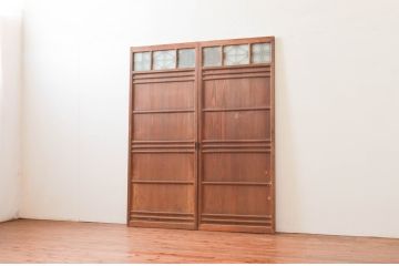 アンティーク建具　お洒落な組子がアクセントになるガラス入り板戸2枚セット(引き戸、帯戸)(R-074214)