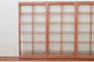アンティーク建具　シンプルな佇まいが落ち着きのある空間を演出する書院戸4枚セット(窓、引き戸)(R-074219)