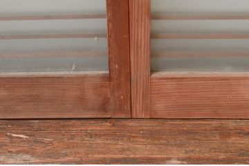 アンティーク建具　シンプルな佇まいが落ち着きのある空間を演出する書院戸4枚セット(窓、引き戸)(R-074219)