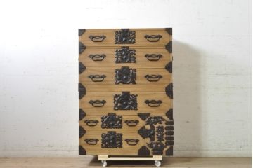 和製アンティーク　厚手で立派な打ち出し金具!!　総桐の六丁引き庄内箪笥(桐箪笥、桐たんす、整理タンス、衣装たんす、古箪笥、時代箪笥、引き出し)(R-074228)
