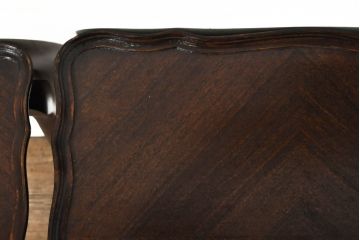 イギリスアンティーク　Lloyd's Antiques(ロイズ・アンティークス)取り扱い　天板のパーケットリーと曲線を描くデザインがお洒落なネストテーブル(サイドテーブル、コーヒーテーブル、カフェテーブル、ローテーブル、英国)(R-074231)