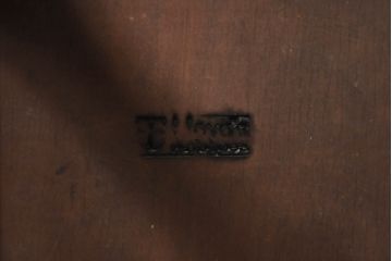 イギリスアンティーク　Lloyd's Antiques(ロイズ・アンティークス)取り扱い　天板のパーケットリーと曲線を描くデザインがお洒落なネストテーブル(サイドテーブル、コーヒーテーブル、カフェテーブル、ローテーブル、英国)(R-074231)