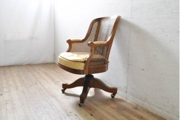 中古　美品　DREXEL HERITAGE JAPAN(ドレクセルヘリテイジジャパン)　Cameo Classics(キャメオクラシックス)　エレガントで格調高い雰囲気漂うデスクチェア(回転チェア、回転椅子、アームチェア、イス、椅子)(R-074232)