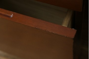 中古　オーダー家具　重厚な佇まいが魅力的な両袖デスク　定価約70万円相当　(R-074238)