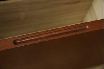 中古　オーダー家具　重厚な佇まいが魅力的な両袖デスク　定価約70万円相当　(R-074238)