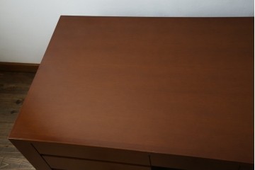 中古　オーダー家具　重厚な佇まいが魅力的な両袖デスク　定価約70万円相当　(R-074238)