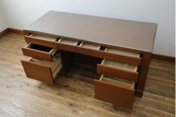 中古　オーダー家具　重厚な佇まいが魅力的な両袖デスク　定価約70万円相当　(R-074238)