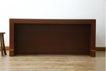 中古　オーダー家具　重厚な佇まいが魅力的な両袖デスク　定価約70万円相当　(R-074238)