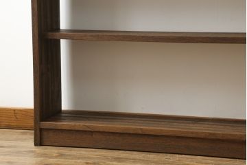 和製アンティーク　シンプルなデザインがお部屋に取り入れやすい横長本棚(ブックシェルフ、オープンシェルフ、オープンラック、飾り棚、陳列棚、店舗什器)(R-074239)