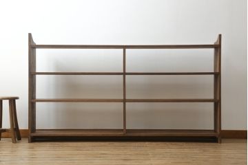 和製アンティーク　シンプルなデザインがお部屋に取り入れやすい横長本棚(ブックシェルフ、オープンシェルフ、オープンラック、飾り棚、陳列棚、店舗什器)(R-074239)