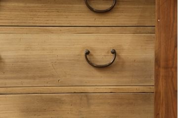 和製アンティーク　上手物!!　三方欅(ケヤキ)材　内部桐材　上品な銅金具の小箪笥(収納箪笥、整理箪笥、引き出し)(R-074240)