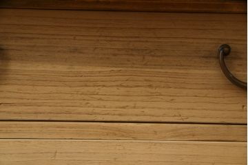 和製アンティーク　上手物!!　三方欅(ケヤキ)材　内部桐材　上品な銅金具の小箪笥(収納箪笥、整理箪笥、引き出し)(R-074240)