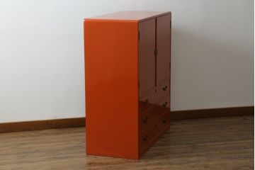 和製アンティーク　艶のある明るい色味が美しい!! 朱色の漆で塗り直された古い総桐箪笥(総桐たんす、衣装箪笥、着物箪笥、収納箪笥、和タンス、引き出し)(R-074261)