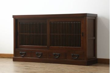 中古　美品　品の良い佇まいで和の空間を引き立てる水屋箪笥サイドボード(食器棚、戸棚、収納棚、キャビネット、ローボード)(R-074262)
