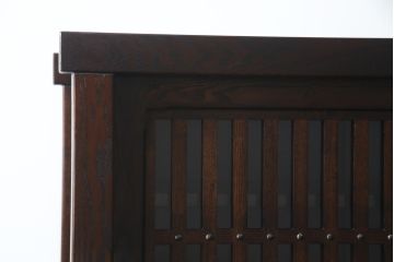 中古　美品!!　広島県　博永家具　松尾博昭作　重厚感ある佇まいが魅力的な五尺水屋箪笥(食器棚、戸棚、収納棚、キャビネット)(R-074263)