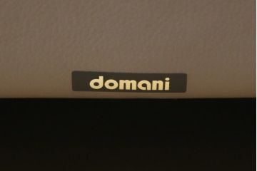中古　カリモク家具(karimoku)　domani(ドマーニ)　Excel-Life(エクセルライフ)　ZSA3シリーズ　本革(レザー)　スタイリッシュな空間演出におすすめなソファとスツールのセット(3人掛け、3P、アームソファ、オットマン)(定価約107万円)(R-074269)
