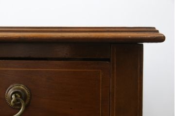 イギリスアンティーク　希少な小振りサイズ!!　マホガニー材　ノスタルジックな雰囲気漂うレザートップデスク(片袖机、ワークデスク、在宅ワーク、在宅用、英国)(R-074274)