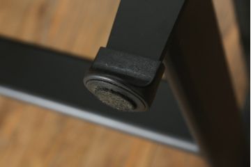 中古　美品!!　イタリア　Cassina(カッシーナ)　Le Corbusier(ル・コルビュジエ)　LC4　スタイリッシュで洗練された大人の空間を演出するシェーズロング(寝椅子、カウチ)(定価約92万円)(R-074275)
