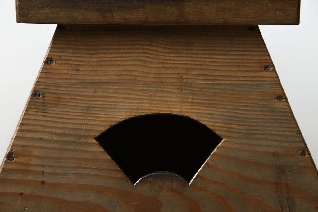 和製アンティーク　松材　古い木が味わい深いシンプルな踏み台　(R-074277)