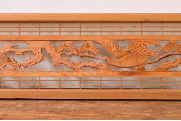 アンティーク建具　松・鷲　彫刻と組子細工の組み合わせが美しい欄間2枚セット(明り取り、明かり取り)(R-074282)