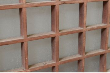 アンティーク建具　マス目(升目)格子が和モダンな雰囲気を高めるガラス欄間1枚(きつね格子、狐格子、明り取り、明かり取り)(R-074284)