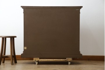 中古　美品　DREXEL HERITAGE(ドレクセルヘリテイジ)　FRANCHESCA(フランチェスカ)　リング取っ手が印象的なキャビネット　(R-074288)