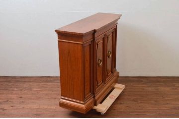 中古　美品!!　DREXEL HERITAGE(ドレクセルヘリテイジ)　FRANCHESCA(フランチェスカ)　クラシカルな佇まいが美しいサイドボード(クレデンザ、クリデンザ、収納棚、戸棚、サイドキャビネット、ホールチェスト)(R-074288)