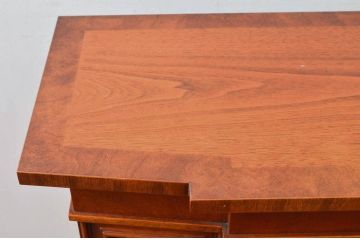中古　美品!!　DREXEL HERITAGE(ドレクセルヘリテイジ)　FRANCHESCA(フランチェスカ)　クラシカルな佇まいが美しいサイドボード(クレデンザ、クリデンザ、収納棚、戸棚、サイドキャビネット、ホールチェスト)(R-074288)