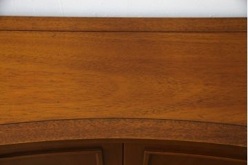 中古　DREXEL HERITAGE(ドレクセルヘリテイジ)　Triune(トライユン)　クラシカルな佇まいが魅力のコンソールテーブル(ホールチェスト、サイドボード、収納棚、戸棚、キャビネット)(定価約34万円)(R-074289)