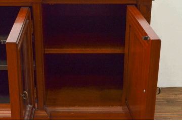 中古　美品!!　DREXEL HERITAGE(ドレクセルヘリテイジ)　FRANCESCA(フランチェスカ)シリーズ　上品な佇まいのテレビボード(テレビ台、ローボード、リビングボード、収納棚、戸棚)(定価約98万円)(R-074290)