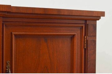 中古　美品!!　DREXEL HERITAGE(ドレクセルヘリテイジ)　FRANCESCA(フランチェスカ)シリーズ　上品な佇まいのテレビボード(テレビ台、ローボード、リビングボード、収納棚、戸棚)(定価約98万円)(R-074290)