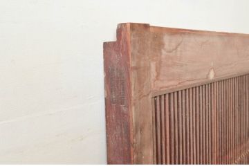 アンティーク建具　総欅(ケヤキ)材　長い時を経て刻まれた味わいが魅力の格子蔵戸1枚(玄関戸、引き戸)(R-074293)