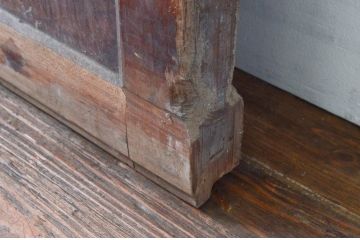 アンティーク建具　檜(ヒノキ)材・欅(ケヤキ)材　長い時を経て刻まれた味わいが魅力の格子蔵戸1枚(玄関戸、引き戸)(R-074294)