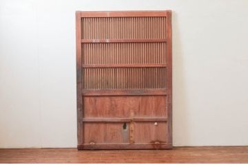 アンティーク建具　檜(ヒノキ)材・欅(ケヤキ)材　長い時を経て刻まれた味わいが魅力の格子蔵戸1枚(玄関戸、引き戸)(R-074294)