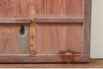 アンティーク建具　檜(ヒノキ)材・欅(ケヤキ)材　長い時を経て刻まれた味わいが魅力の格子蔵戸1枚(玄関戸、引き戸)(R-074294)