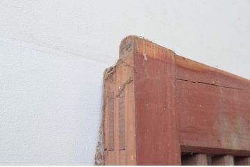 アンティーク建具　古い木味や錆びた金具が時代の流れを感じる格子蔵戸1枚(玄関戸、引き戸)(R-074295)