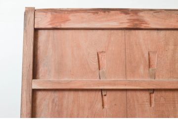 アンティーク建具　総欅(ケヤキ)材　巾着金具　赤みがかった美しい木色と縁起物の金具が魅力の蔵戸1枚(玄関戸、引き戸)(R-074296)