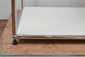 中古　USMハラー(USM Haller)　シンプルなデザインが取り入れやすい鉄製キャビネット(オープンラック、飾り棚、店舗什器)(定価約17万円)(R-074299)