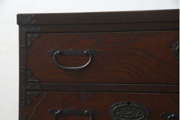 中古　欅(ケヤキ)材　和の空間づくりにおすすめな民芸箪笥(和箪笥、収納箪笥、衣装箪笥、整理箪笥、チェスト、引き出し)(R-074302)