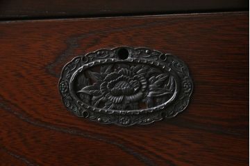 中古　欅(ケヤキ)材　和の空間づくりにおすすめな民芸箪笥(和箪笥、収納箪笥、衣装箪笥、整理箪笥、チェスト、引き出し)(R-074302)