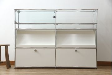 中古　USMハラー(USM Haller)　鍵付きショーケースが魅力の鉄製キャビネット(収納棚、ラック、飾り棚、陳列棚、ガラスケース、店舗什器)(R-074303)