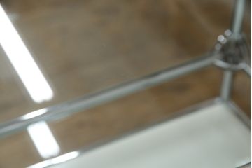 中古　USMハラー(USM Haller)　鍵付きショーケースが魅力の鉄製キャビネット(収納棚、ラック、飾り棚、陳列棚、ガラスケース、店舗什器)(R-074303)