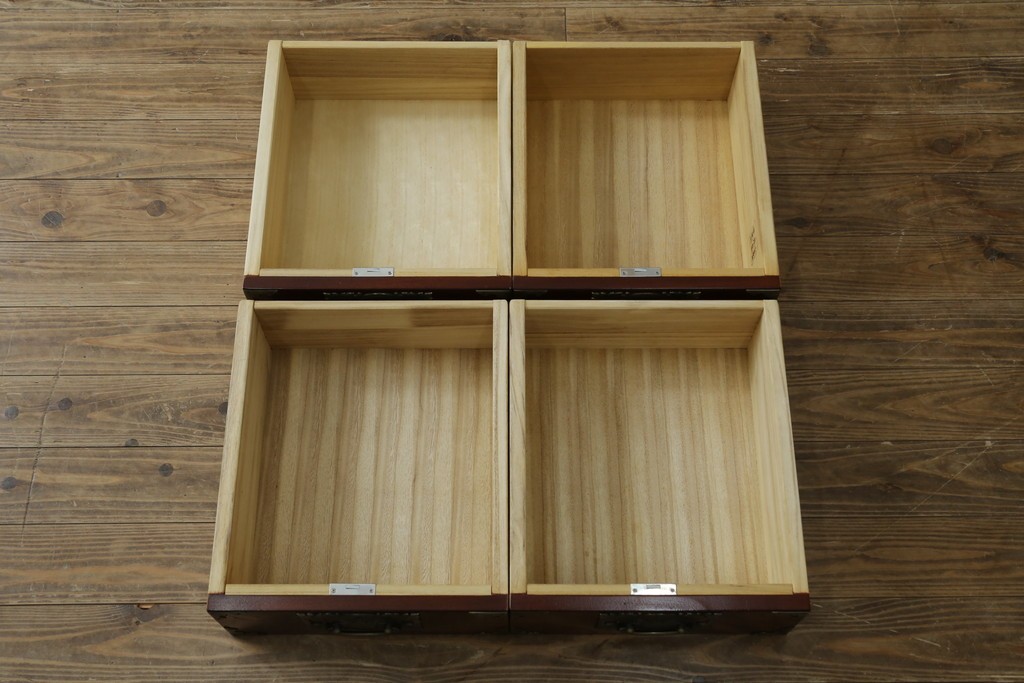 中古　美品!!　四国・高松　飛鳥民芸家具　堂々とした佇まいの欅(ケヤキ)箪笥サイドボード　(R-074304)