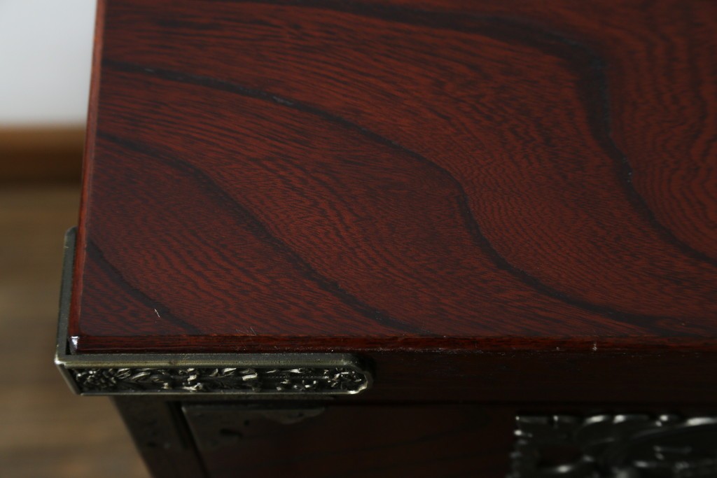 中古　美品!!　四国・高松　飛鳥民芸家具　堂々とした佇まいの欅(ケヤキ)箪笥サイドボード　(R-074304)