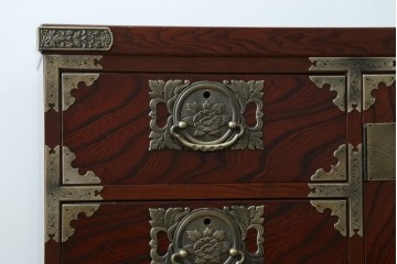 中古　美品!!　四国・高松　飛鳥民芸家具　堂々とした佇まいの欅(ケヤキ)箪笥サイドボード　(R-074304)